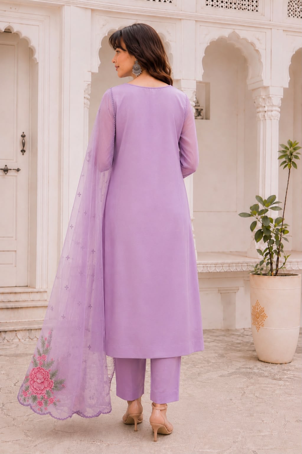 Aarna Suit Set