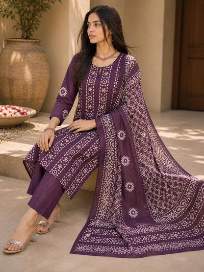 Riwaayat Print Suit Set