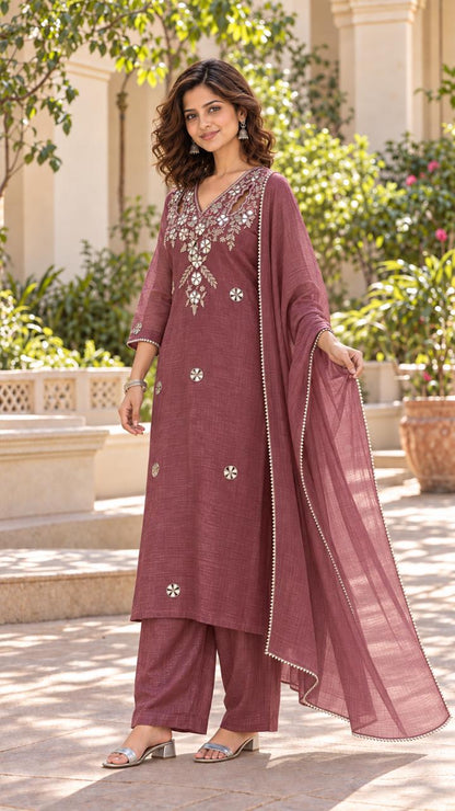 Yamini Suit Set