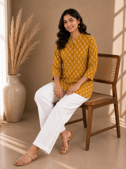Amaltas Printed Short Kurti