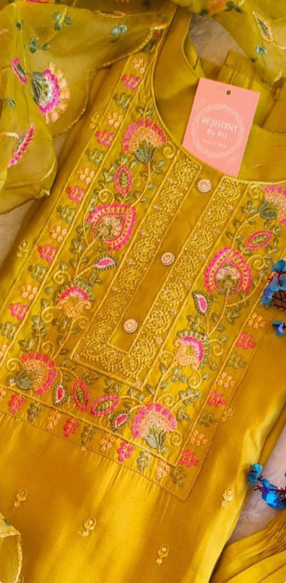 Mustard Green Embroidery Dream Set