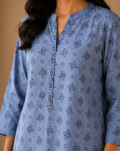 Breeze Line Top