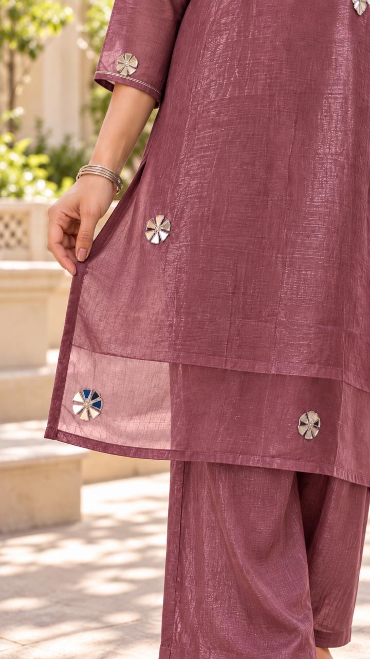 Yamini Suit Set